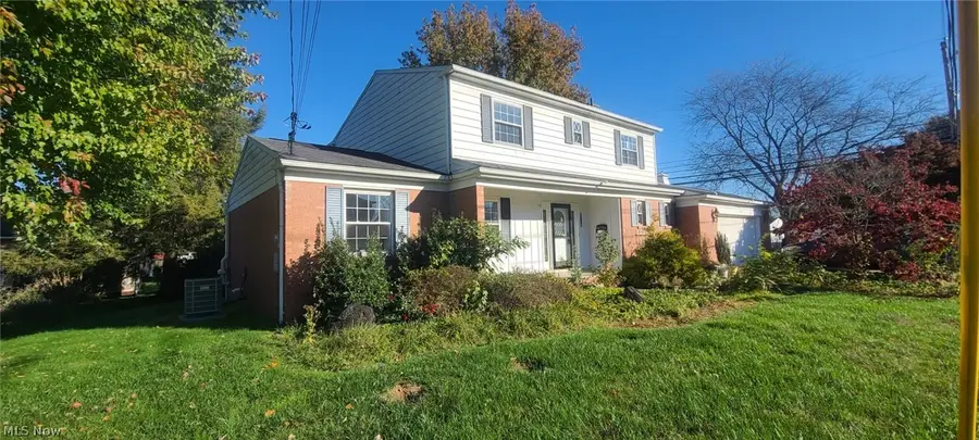 1562 Gene Street, Belpre, OH 45714 - #2