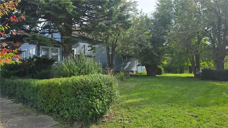 20404 Fuller Avenue, Euclid, OH 44123 - #2