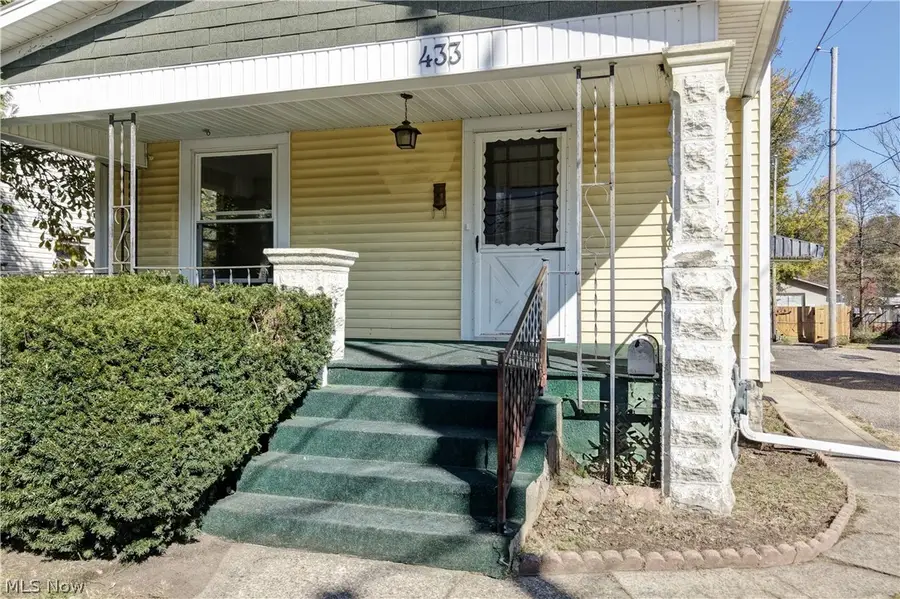 433 Fair Ne Avenue, New Philadelphia, OH 44663 - #2