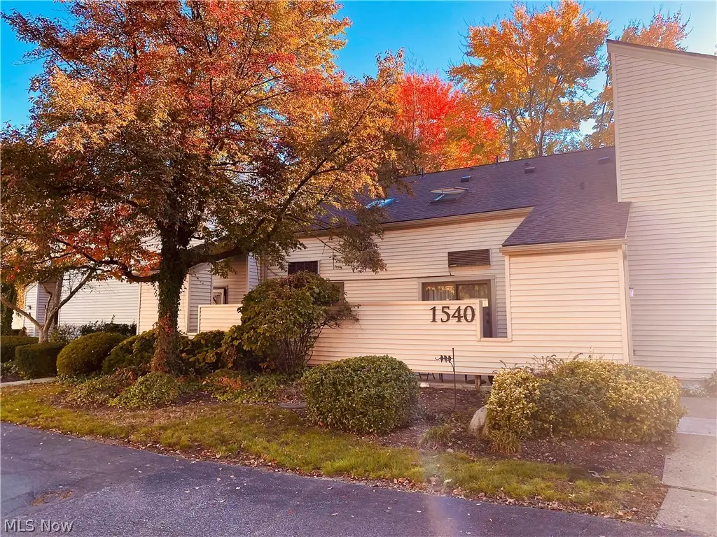 1540 Cedarwood Drive #I, Westlake, OH 44145 - #1