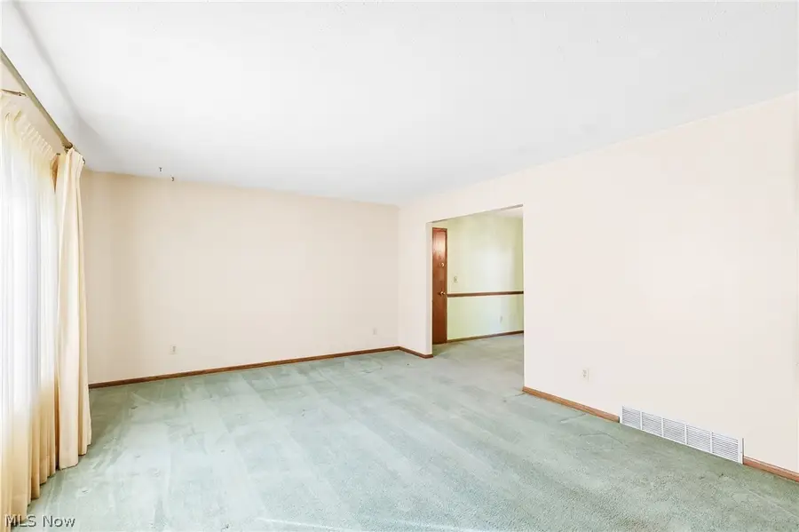 3300 Butternut Drive, Barberton, OH 44203 - #3