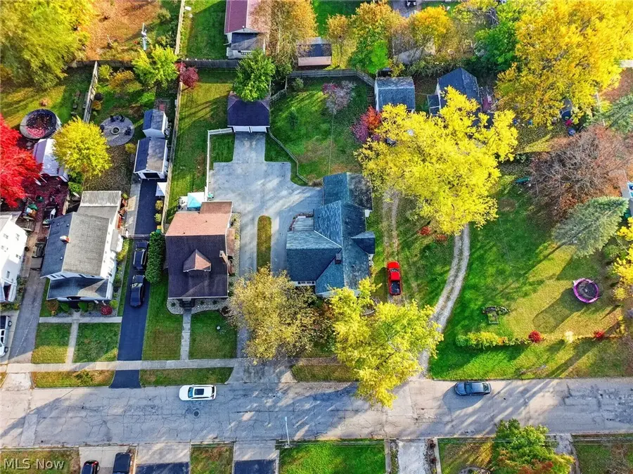 466 Eastlawn Street, Geneva, OH 44041 - #3