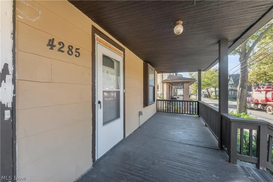 4285 W 30th Street, Cleveland, OH 44109 - #3