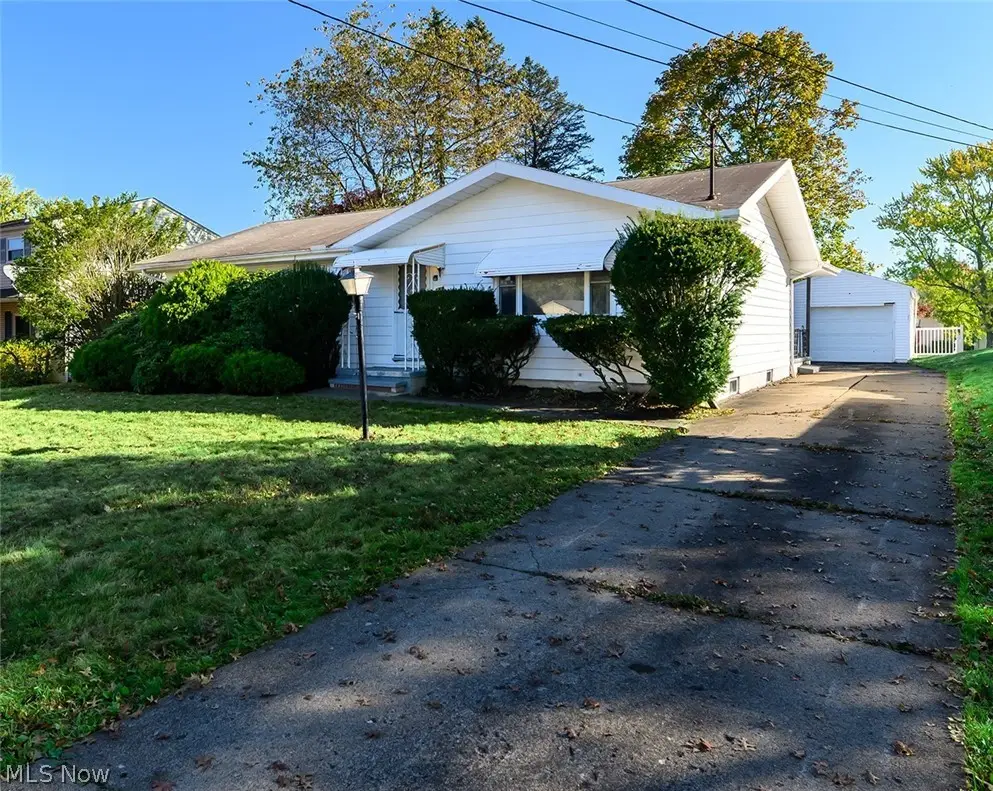 189 Owosso Avenue, Akron, OH 44333 - #1