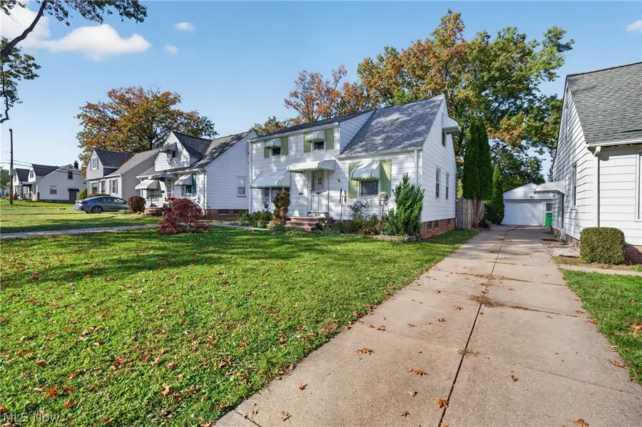 13545 Hathaway Road, Garfield Heights, OH 44125 - #2