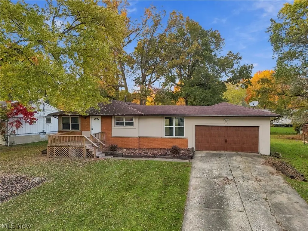 7597 Venice Heights Ne Drive, Warren, OH 44484 - #1