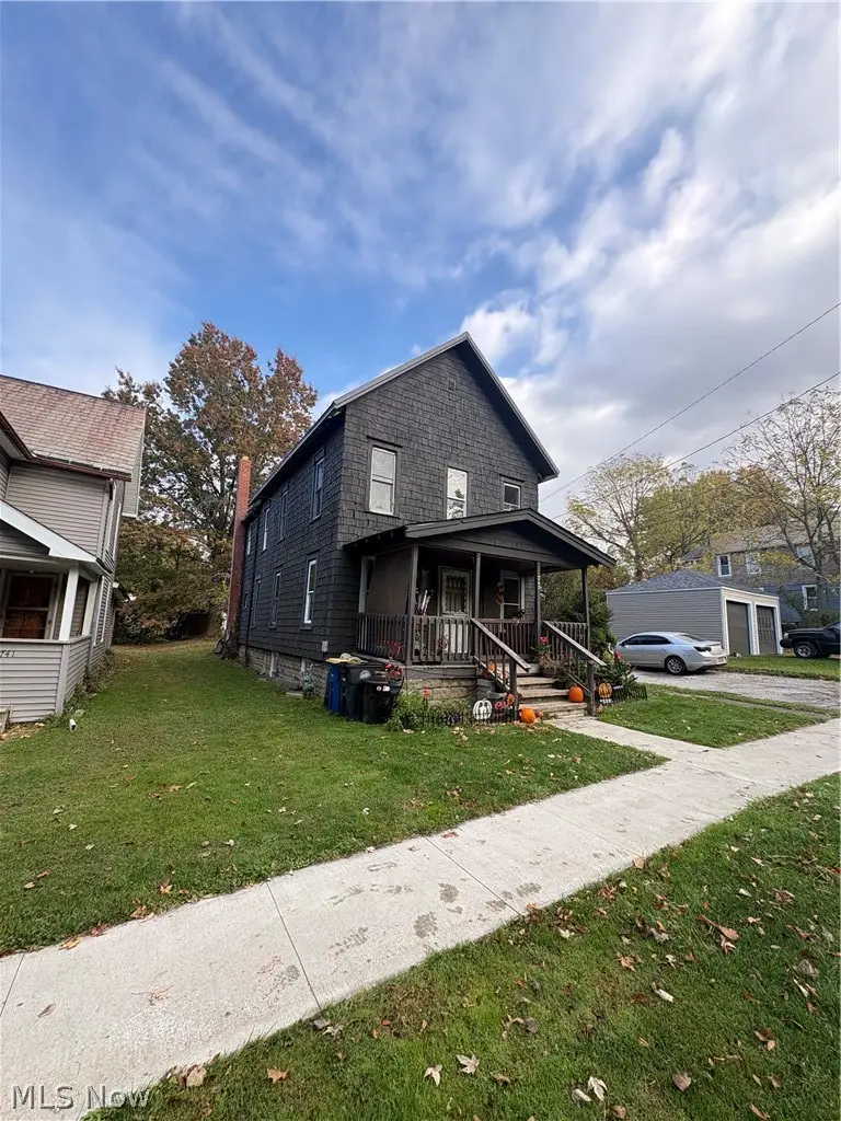 743 E 16th Street, Ashtabula, OH 44004 - #3