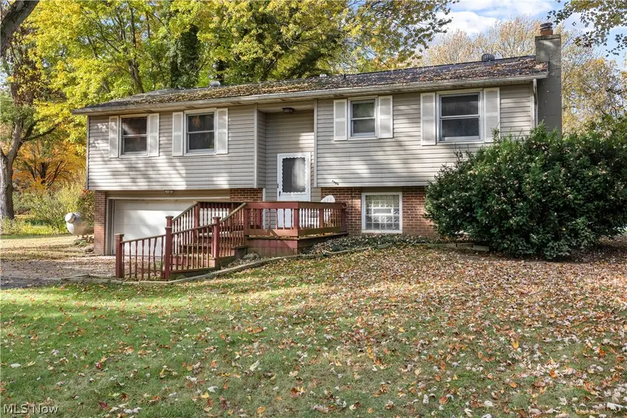 8203 Cemetery Road, Vermilion, OH 44089 - #2