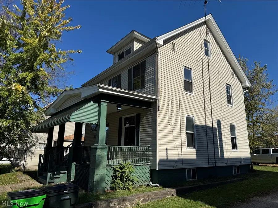 118 S Mckinley Avenue, Alliance, OH 44601 - #2