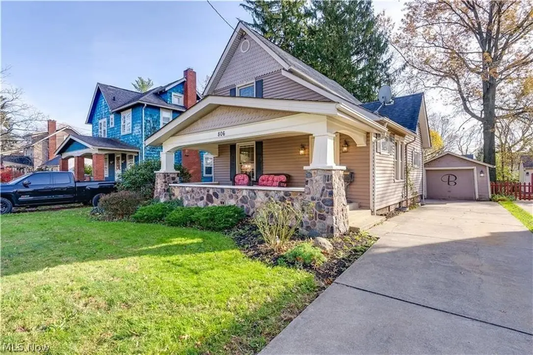 806 23rd St Nw, Canton, OH 44708 - #1
