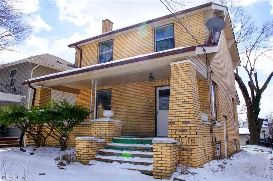 818 25th Nw Street, Canton, OH 44709 - #3