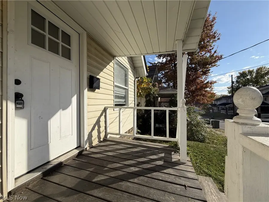 1517 16th Ne Street, Canton, OH 44705 - #3