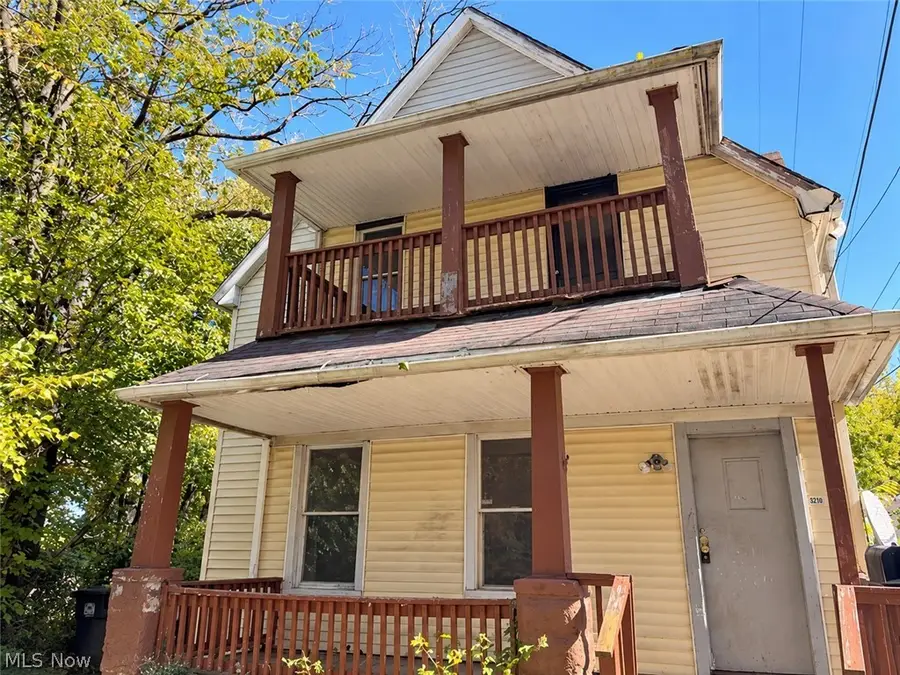 3261 W 58th Street, Cleveland, OH 44102 - #2