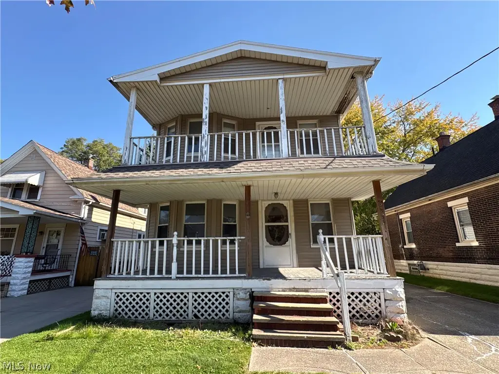 3997 East 54th Street, Newburgh Heights, OH 44105 - #1