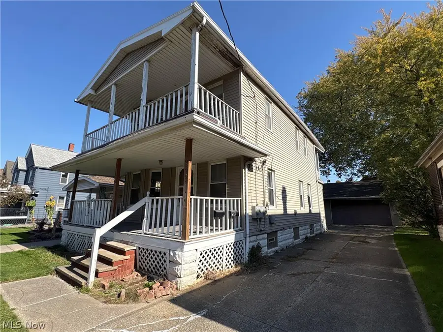 3997 East 54th Street, Newburgh Heights, OH 44105 - #2