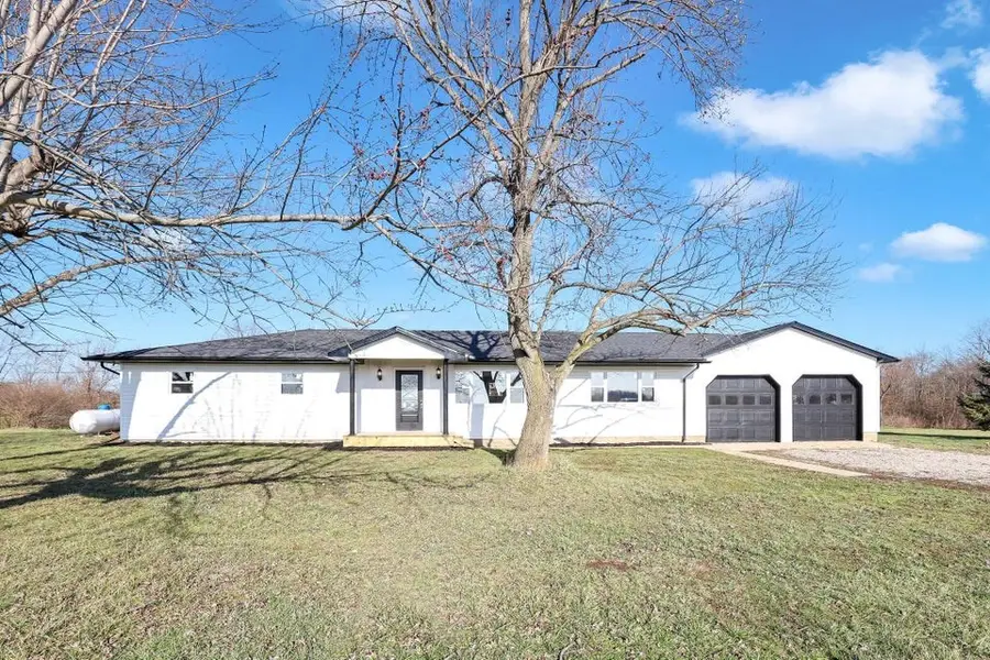 11744 Yankeetown Pike, Mount Sterling, OH 43143 - Image #2