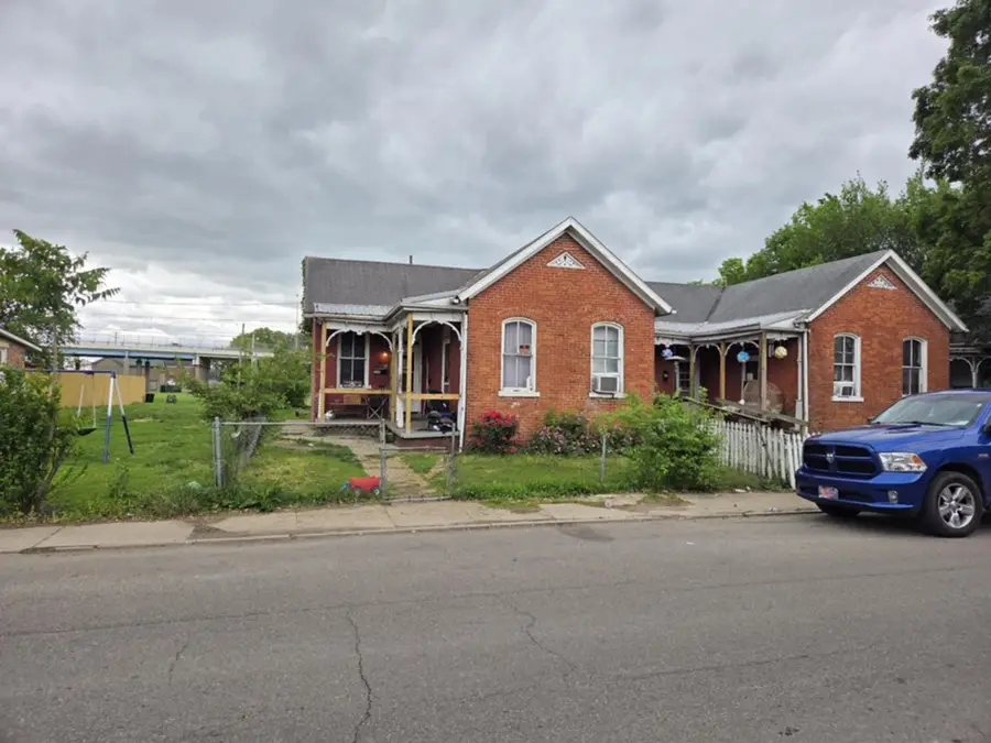 384 E 2nd St, Chillicothe, OH 45601 - Image #3