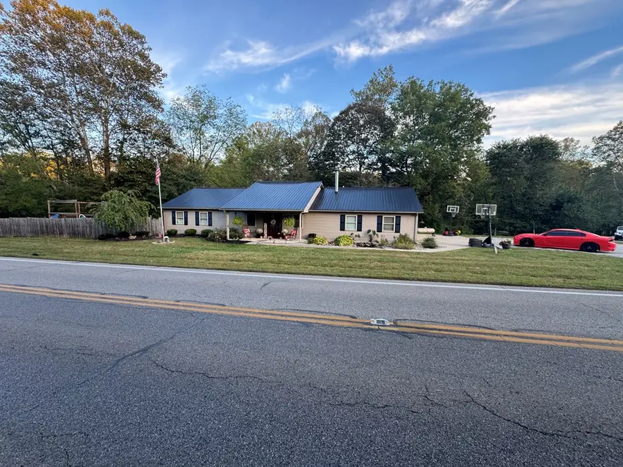 19490 N St. Rt. 93, Wellston, OH 45692 - #2