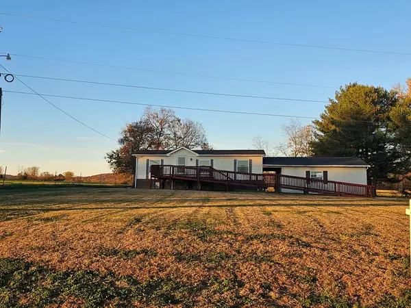 1005 Coal Dock, Beaver, OH 45613