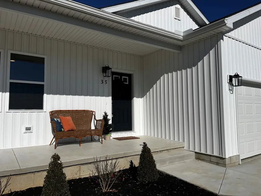 35 Pickett Court, Chillicothe, OH 45601 - #3