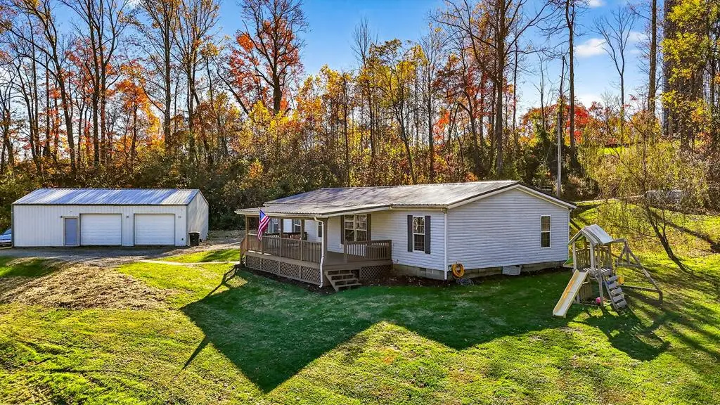 30067 Garrett Ridge Road, McArthur, OH 45651 - Image #1