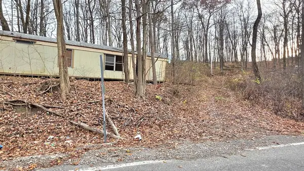 3307 Potts Hill Road, Bainbridge, OH 45612