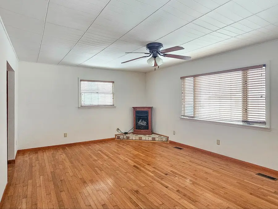 1115 St. Rt. 850, Bidwell, Bidwell, OH 45614 - Image #2