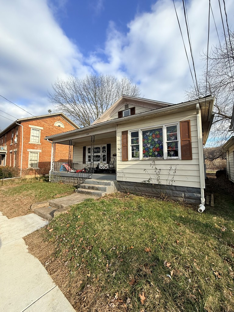 624 S Second Avenue, Middleport, OH 45760 - #2