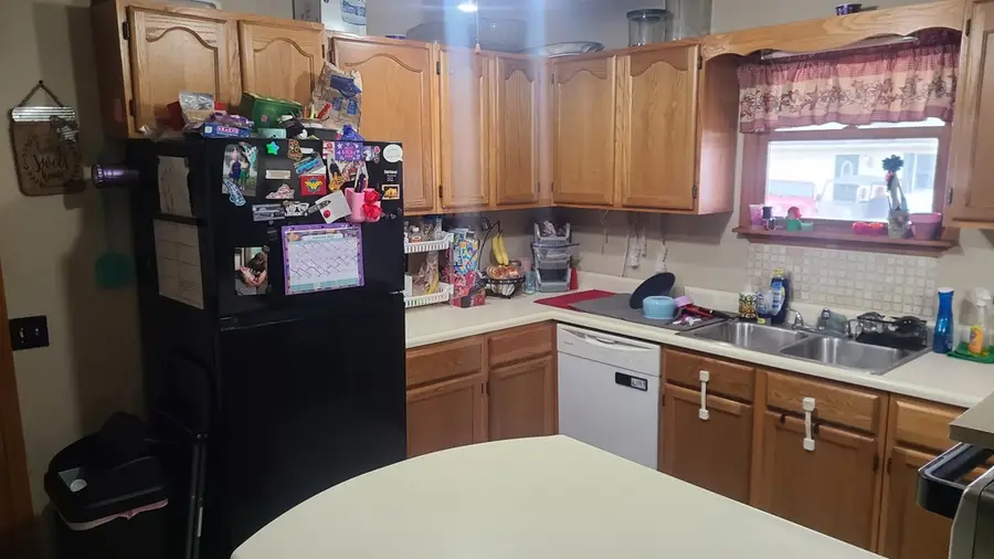 864 Howard Road, Waverly, OH 45690 - Image #2