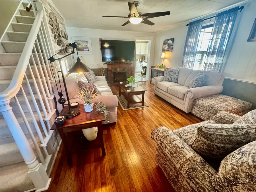 300 E North Street, Waverly, OH 45690 - Image #3