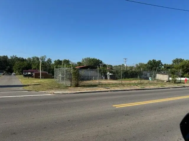 387 E Broadway St., Jackson, OH 45640 - #1