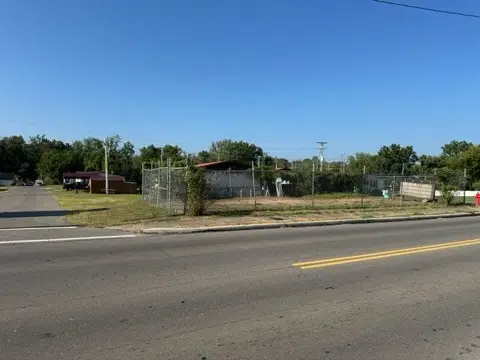 387 E Broadway St., Jackson, OH 45640 - #2