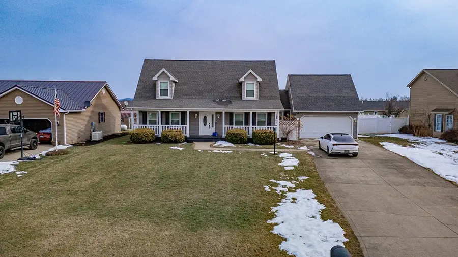 232 Rolling Meadows Drive, Chillicothe, OH 45601 - #2