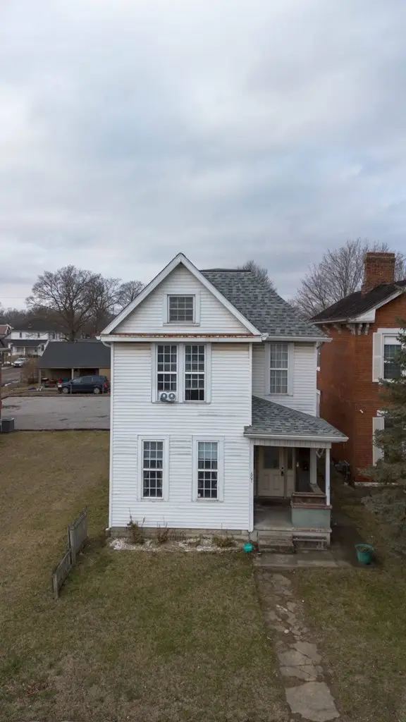 607 E Main Street, Chillicothe, OH 45601 - #2