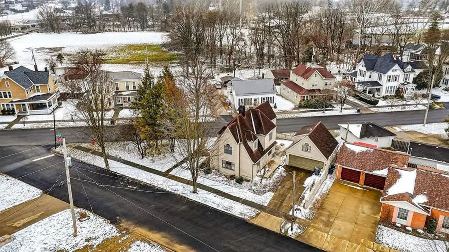 152 E South Street, Jackson, OH 45640 - #3