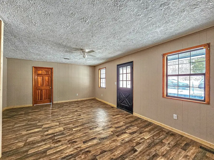 25411 St. Rt. 7, Crown City, OH 45623 - #2