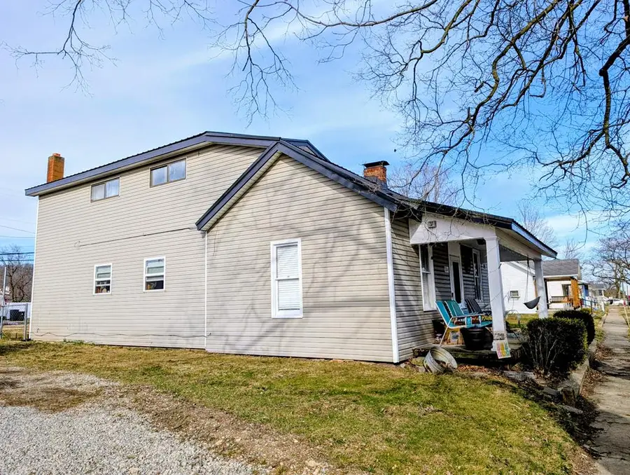 304 E 2nd St, Bainbridge, OH 45612 - #3