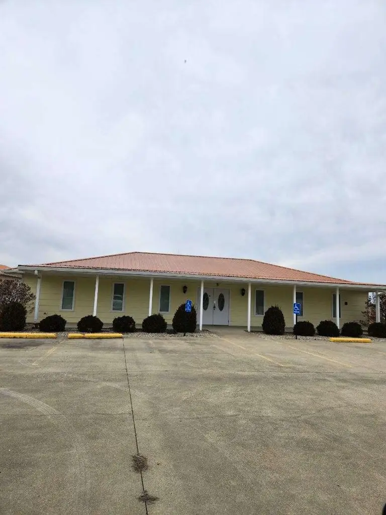 290 N 2nd St, Frankfort, OH 45628 - #2