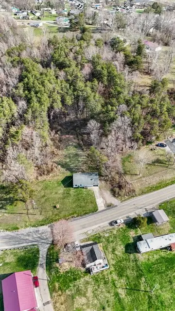 203 W 13th St, Wellston, OH 45692 - #2