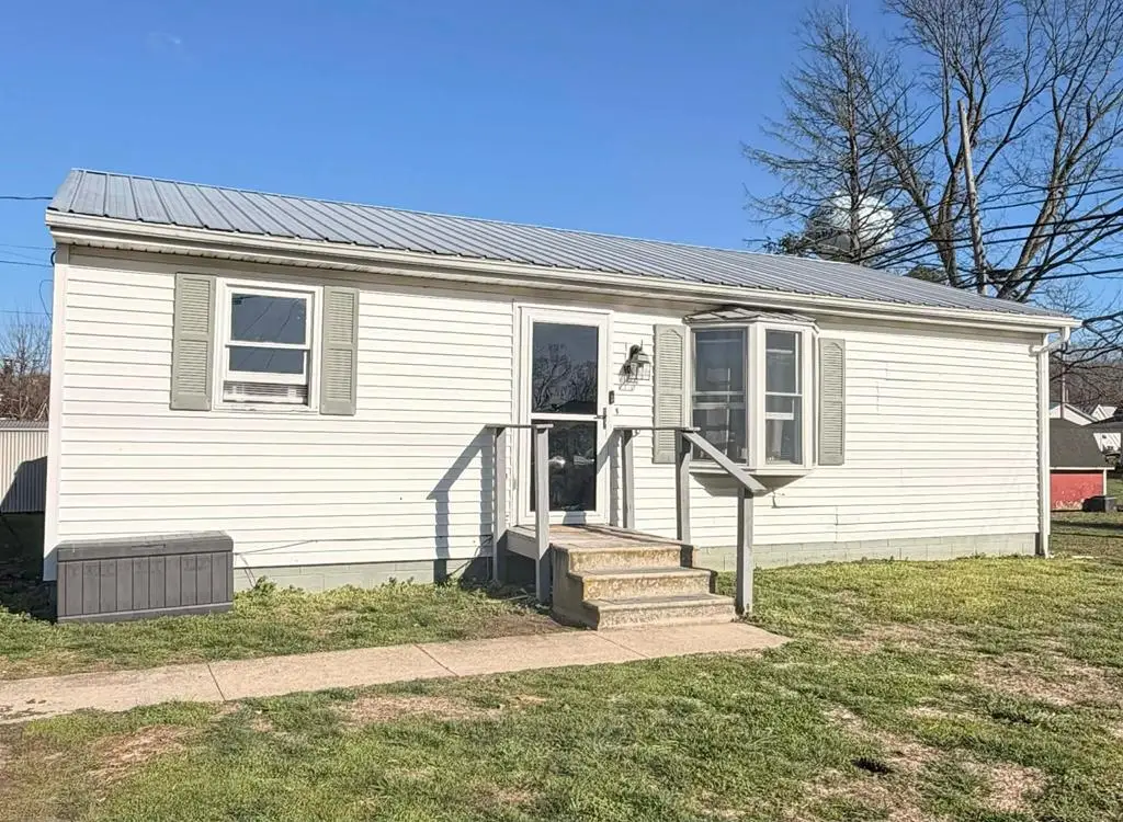 104 N West Street, Piketon, OH 45661 - #1