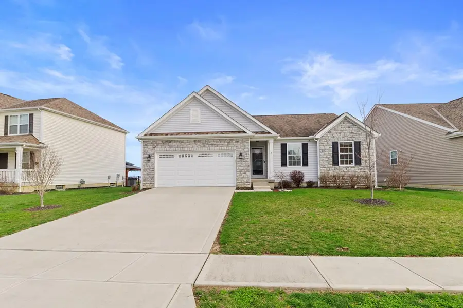 159 Chestnut Commons Drive, Commercial Point, OH 43116 - #2