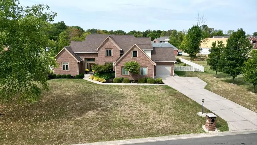 6 Mcintosh Court, Chillicothe, OH 45601 - #2