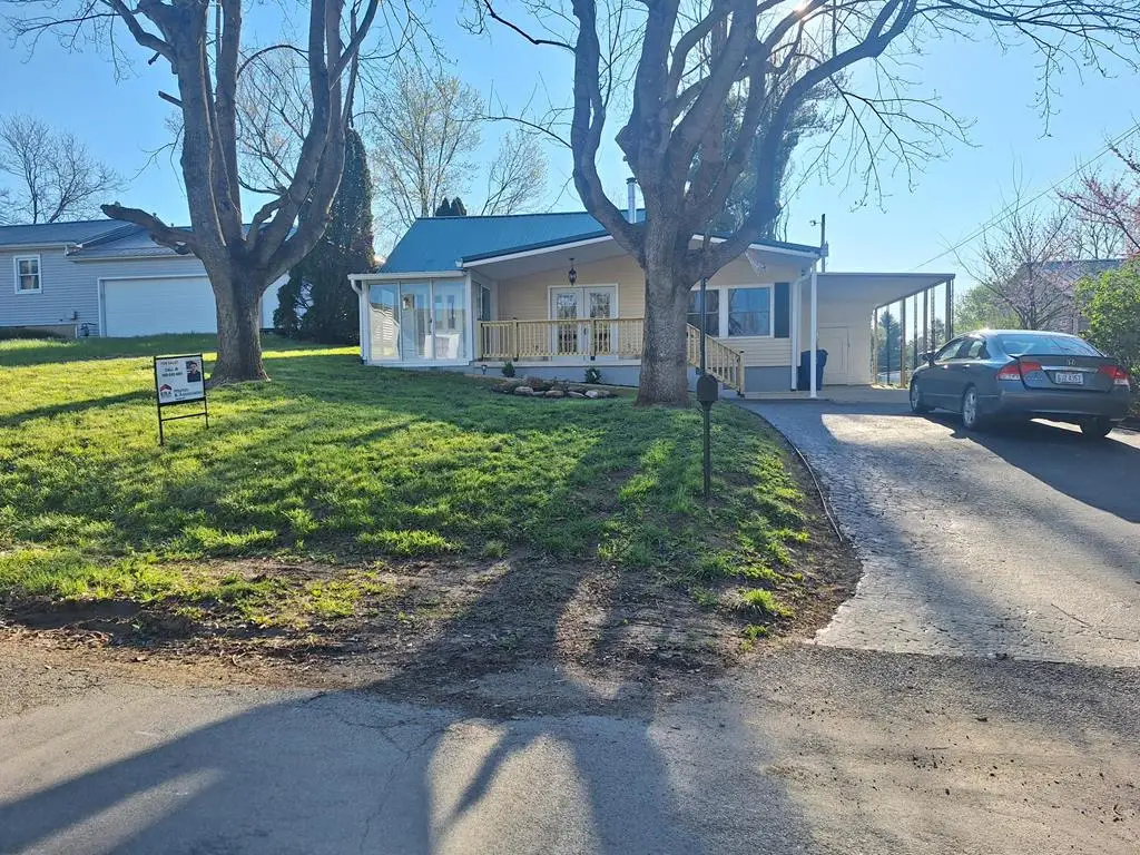 908 S Massachucetts Ave., Wellston, OH 45692 - #1