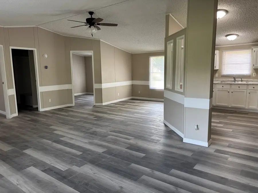 28417 St. Rt. 327, Londonderry, OH 45647 - #3