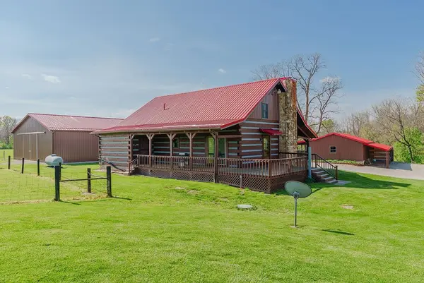 325 Ackley Road, Frankfort, OH 45628
