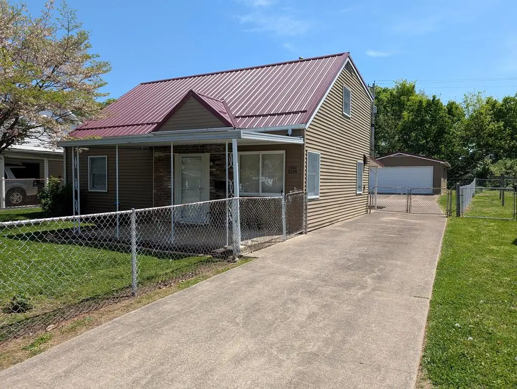 508 E 7th St, Waverly, OH 45690 - #1