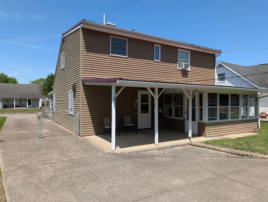 508 E 7th St, Waverly, OH 45690 - #2