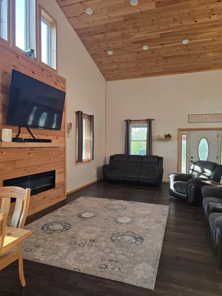 322 N Illinois Ave., Wellston, OH 45692 - #2