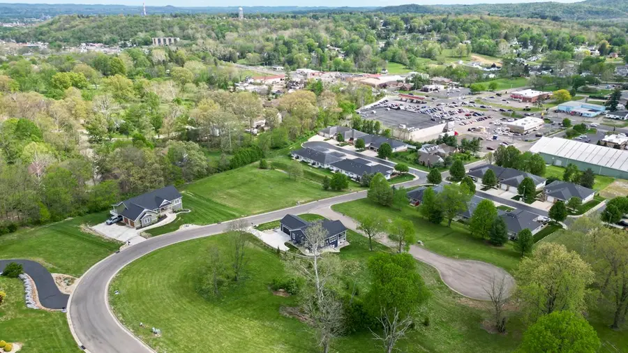 35 & 37 Banyas Blvd., Chillicothe, OH 45601 - #3