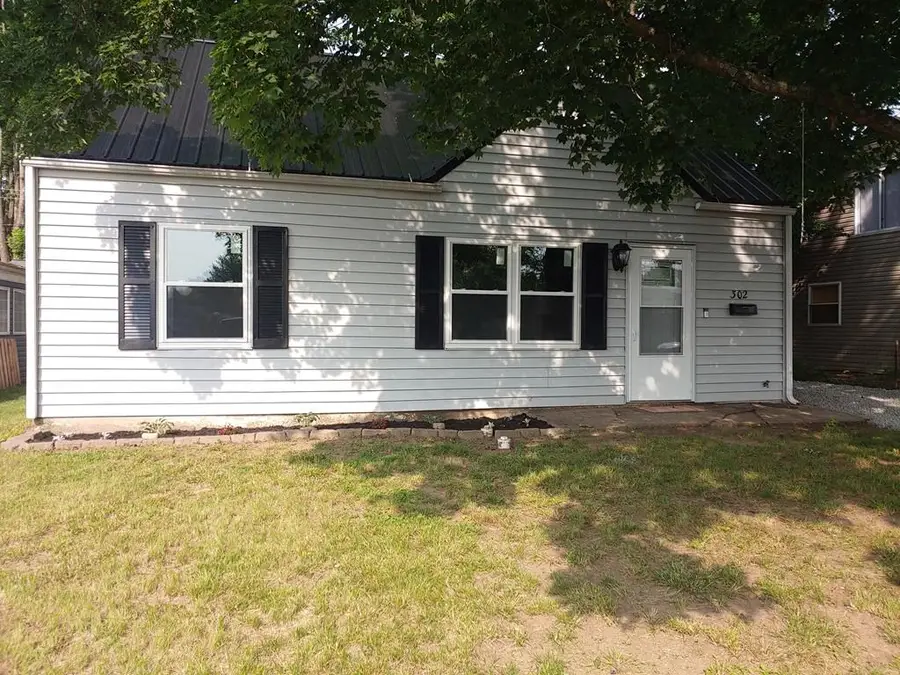 302 Beverly Ave., Waverly, OH 45690 - #2